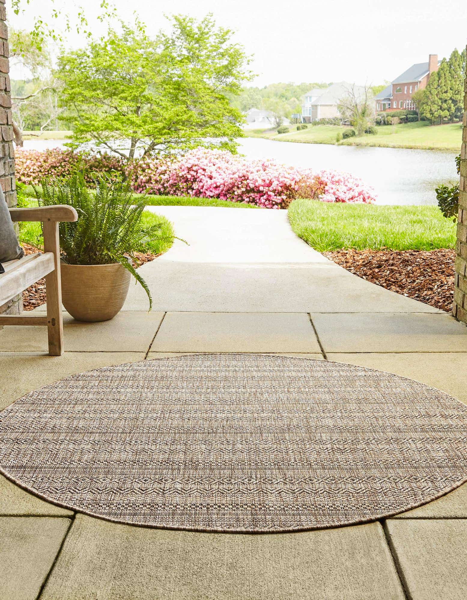 Natural 5' 3 x 5' 3 Ribbon Indoor / Outdoor Round Rug | Rugs.com