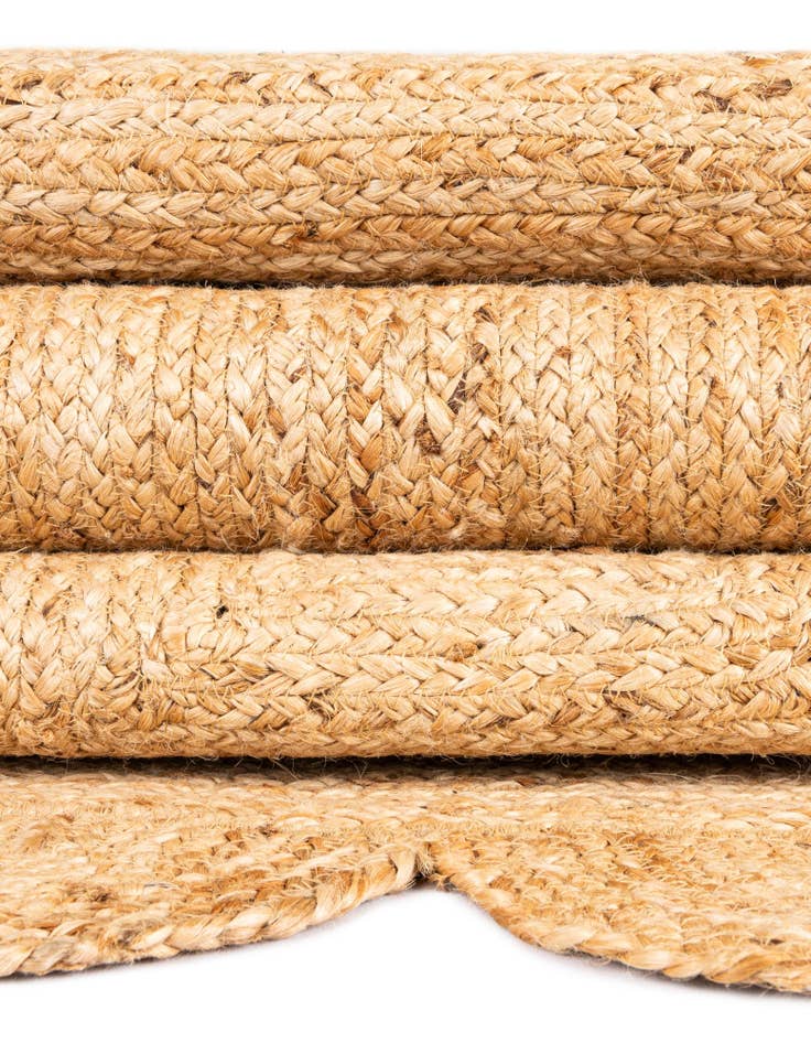 Detail image of  5' 1 x 5' 1  Hand Woven Scallop Braided Jute Round Rug