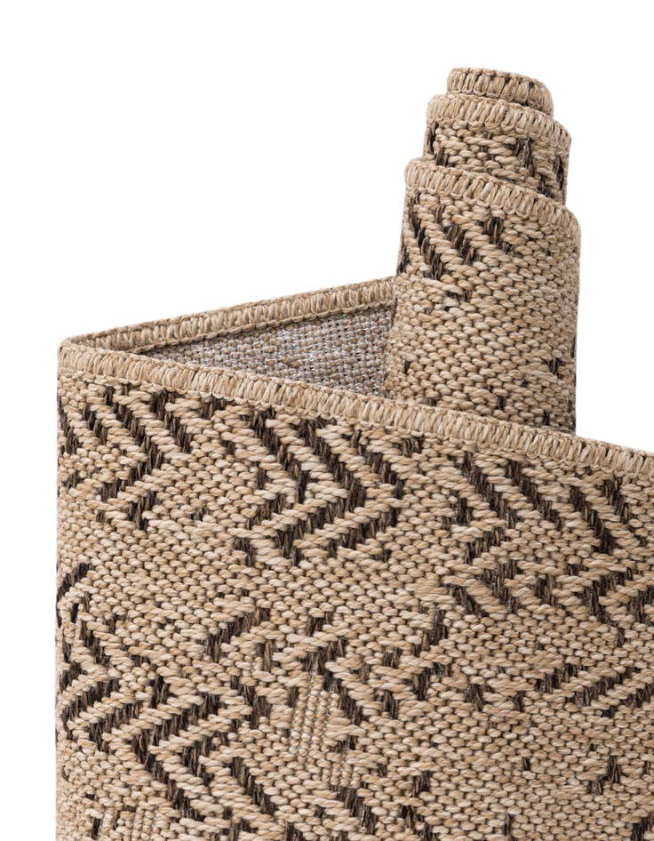 Detail image of  2' 7 x 8' Dunes Runner Rug