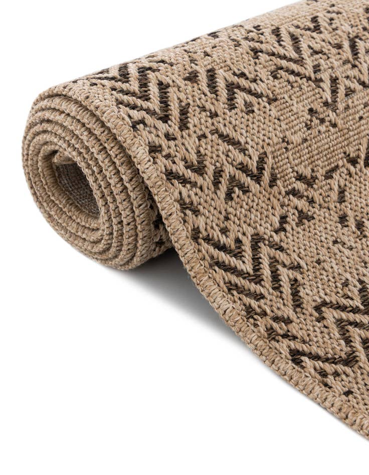 Detail image of  2' 7 x 8' Dunes Runner Rug