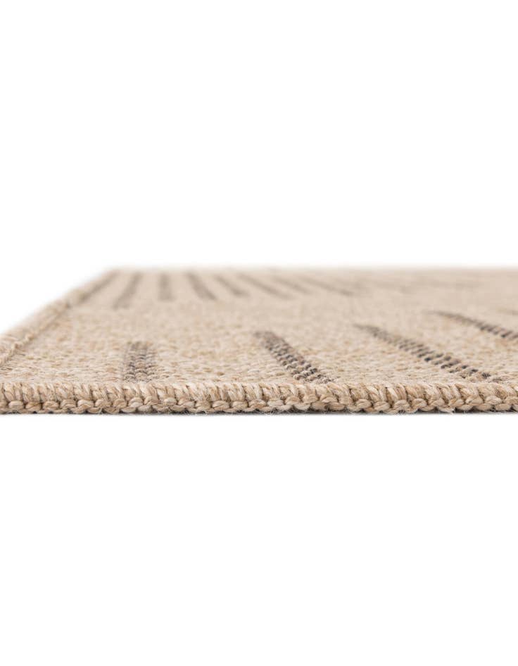 Detail image of  2' 7 x 8' Dunes Runner Rug