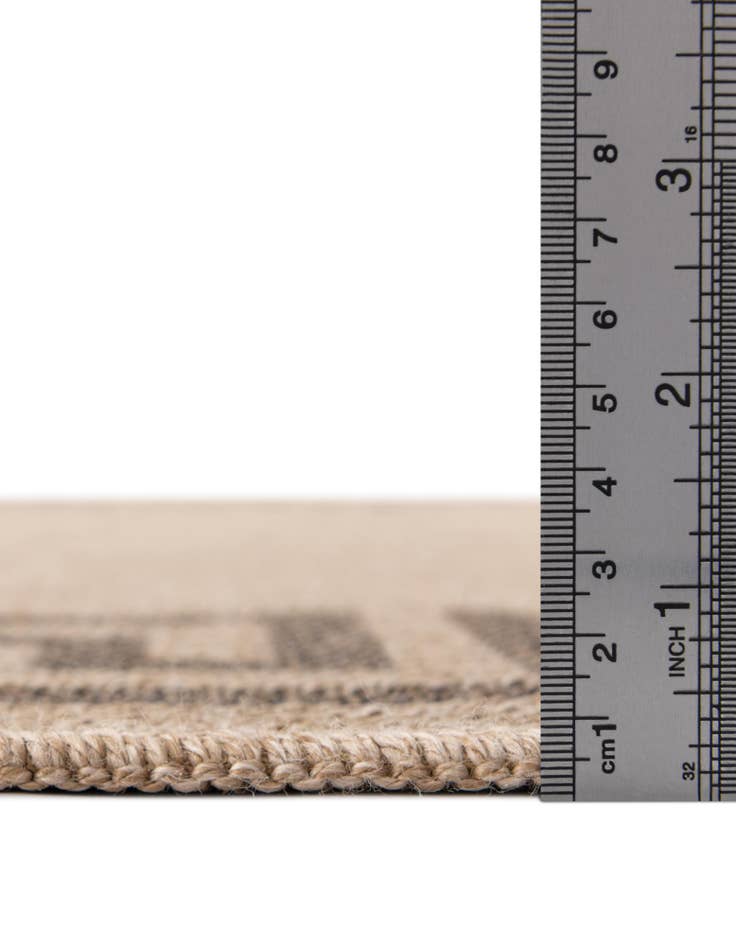 Detail image of  2' 9 x 6' Dunes Runner Rug