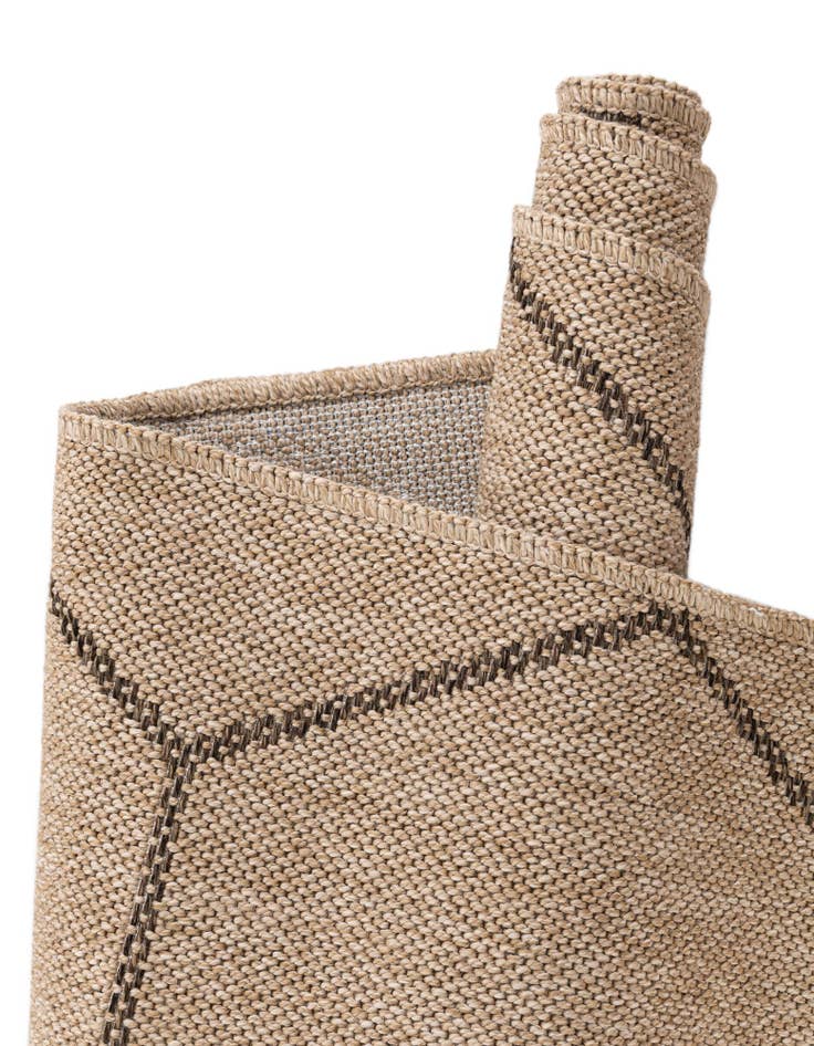 Detail image of  2' 9 x 6' Dunes Runner Rug