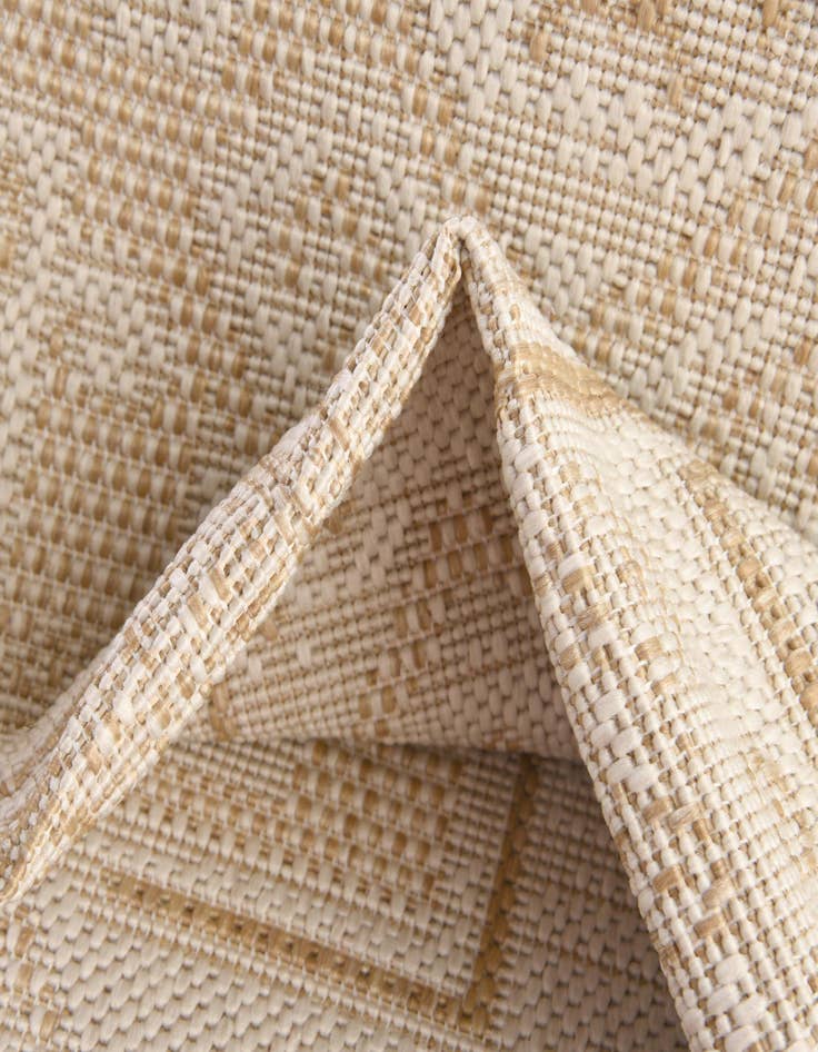 Detail image of  5' 3 x 5' 3  Washable Aztec Indoor / Outdoor Square Rug