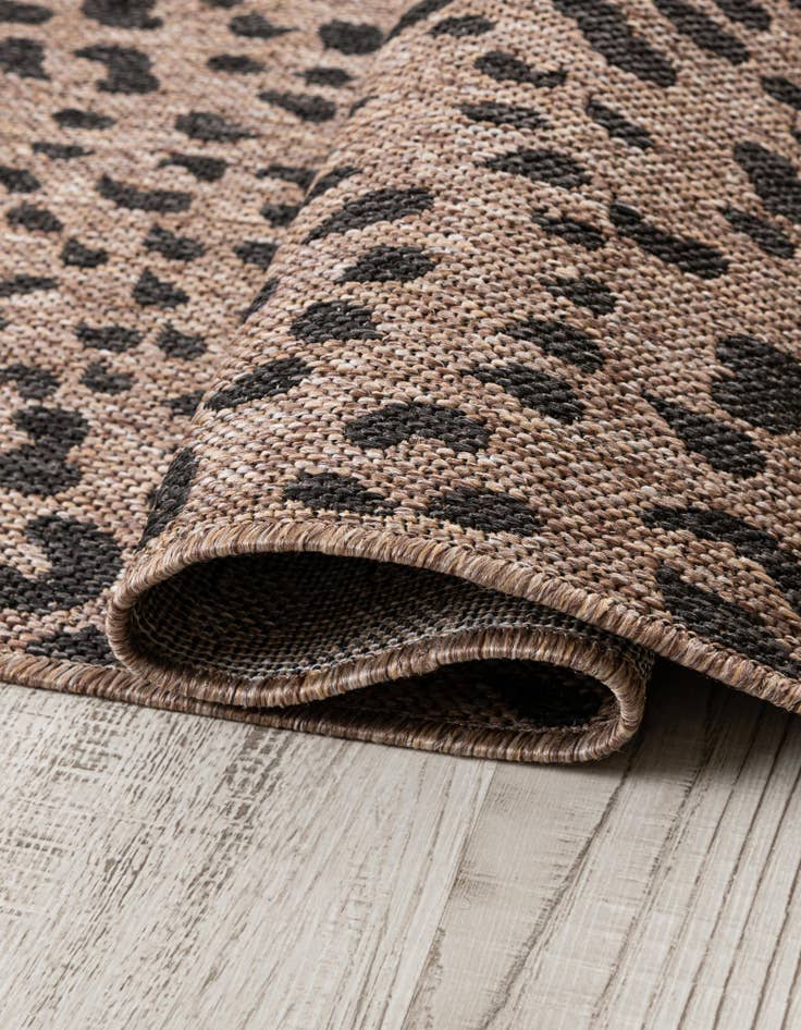 Detail image of  10' x 10'  Washable Safari Indoor / Outdoor Square Rug