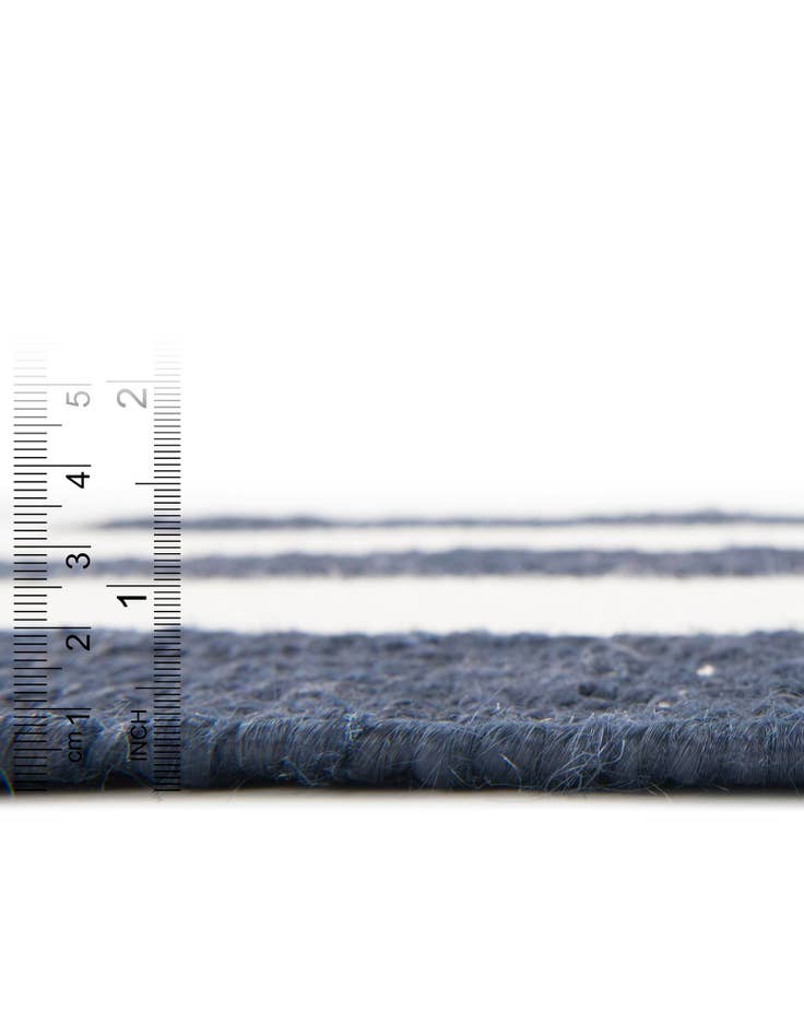 Detail image of  4' 1 x 6' 1  Hand Woven Jill Zarin Hamptons Rug