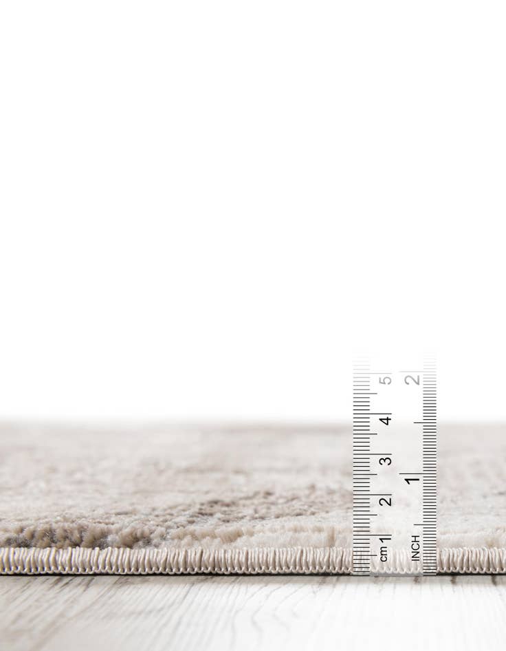 Detail image of  3' x 5' Silta Rug