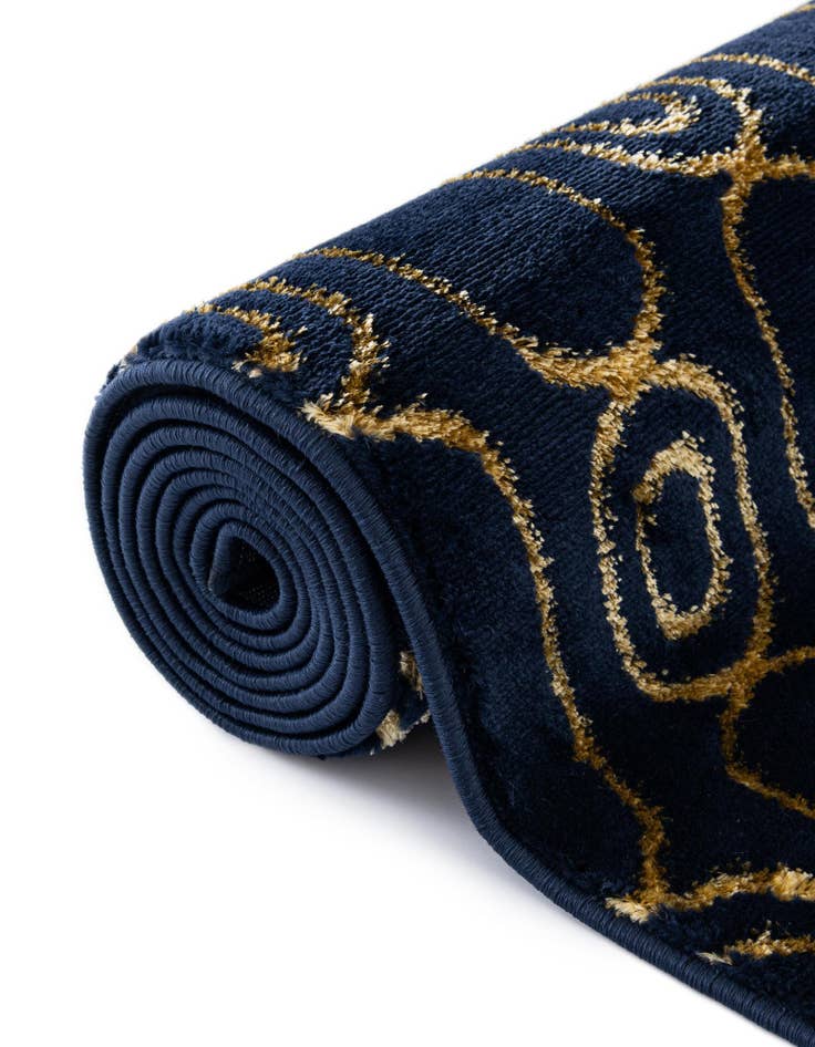 Detail image of  2' x 6' Vogue Geo Runner Rug