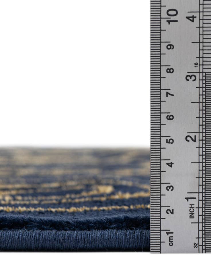 Detail image of  10' x 10' Vogue Geo Square Rug