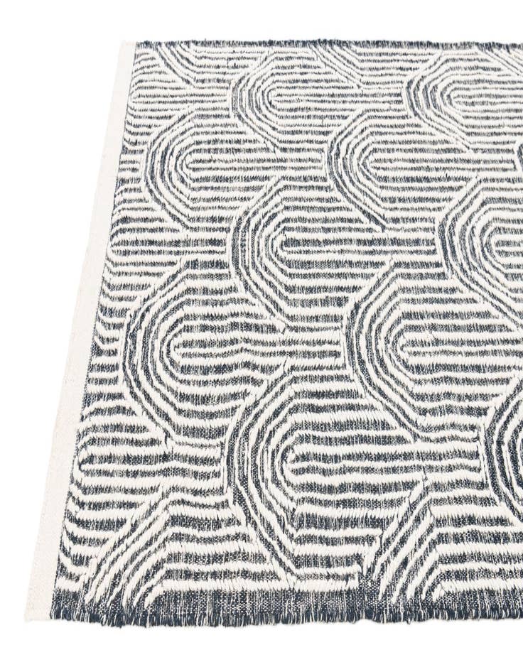 Detail image of  4' 1 x 6' 2  Hand Woven  Rug