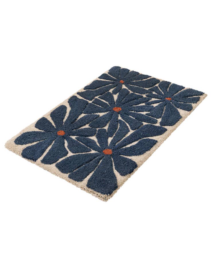 Detail image of  3' 3 x 5' 3 Handtufted Wool Rug