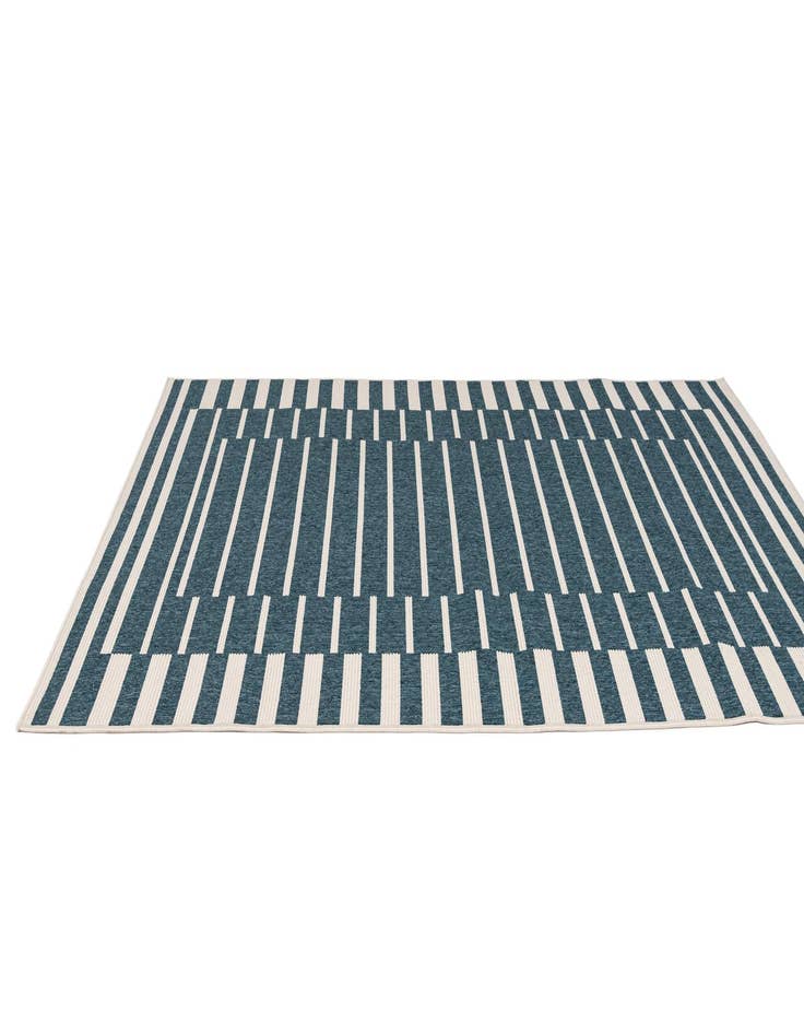 Detail image of  5' 2 x 7' 7  Washable Modern Indoor / Outdoor Rug