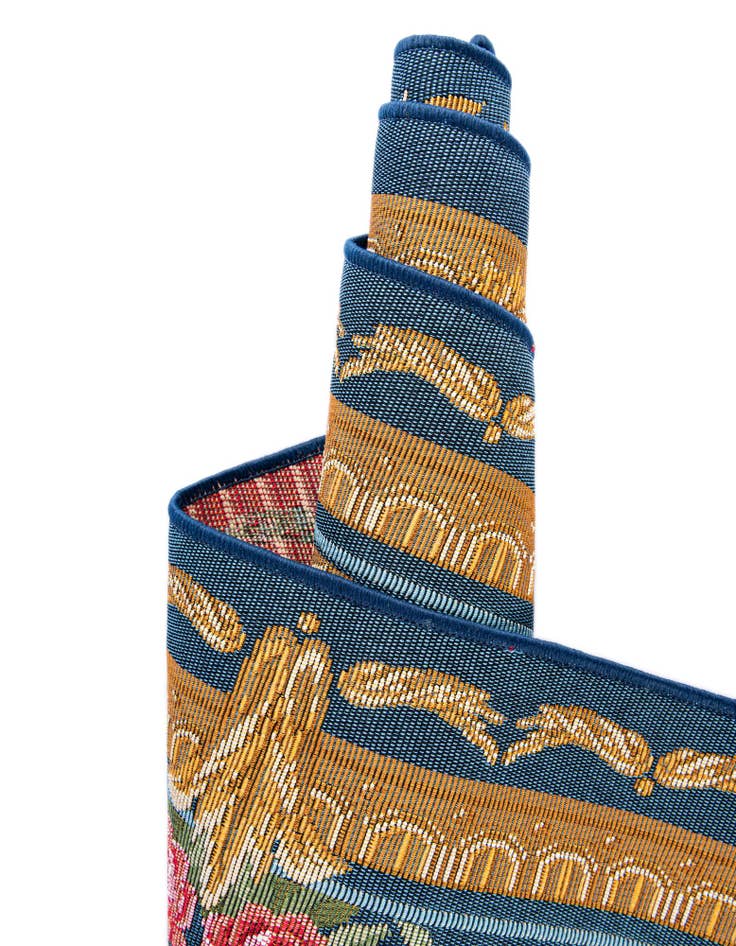 Detail image of  7' 10 x 10'  Washable Traditional Indoor / Outdoor Rug