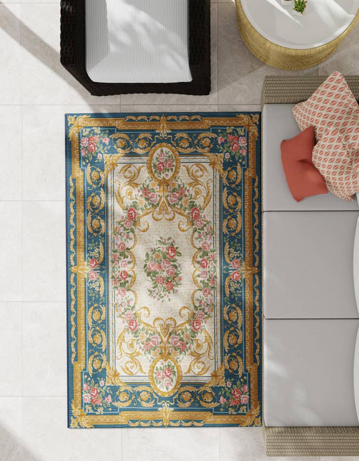 Detail image of  7' 10 x 10'  Washable Traditional Indoor / Outdoor Rug