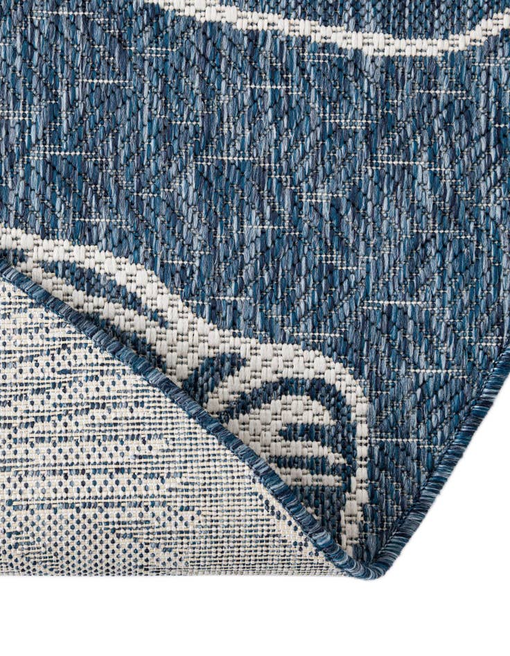 Detail image of  6' x 6'  Washable Coastal Indoor / Outdoor Round Rug