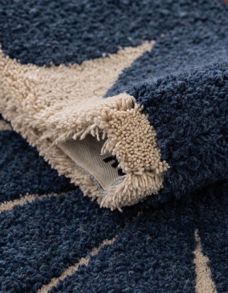 Detail image of  2' x 8' Handtufted Wool Runner Rug