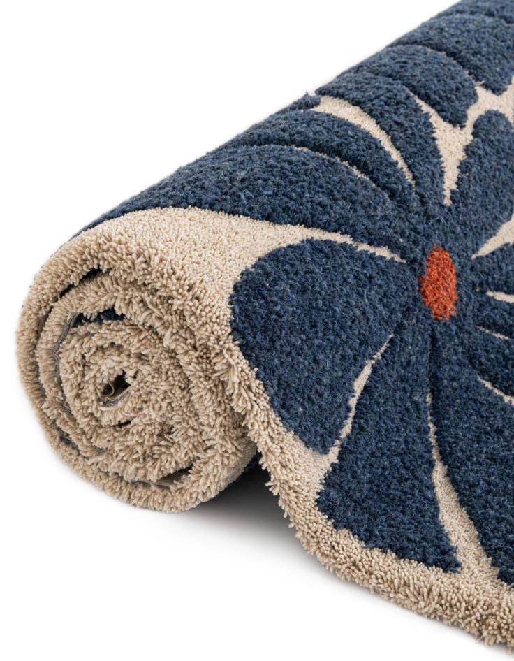 Detail image of  2' x 8' Handtufted Wool Runner Rug