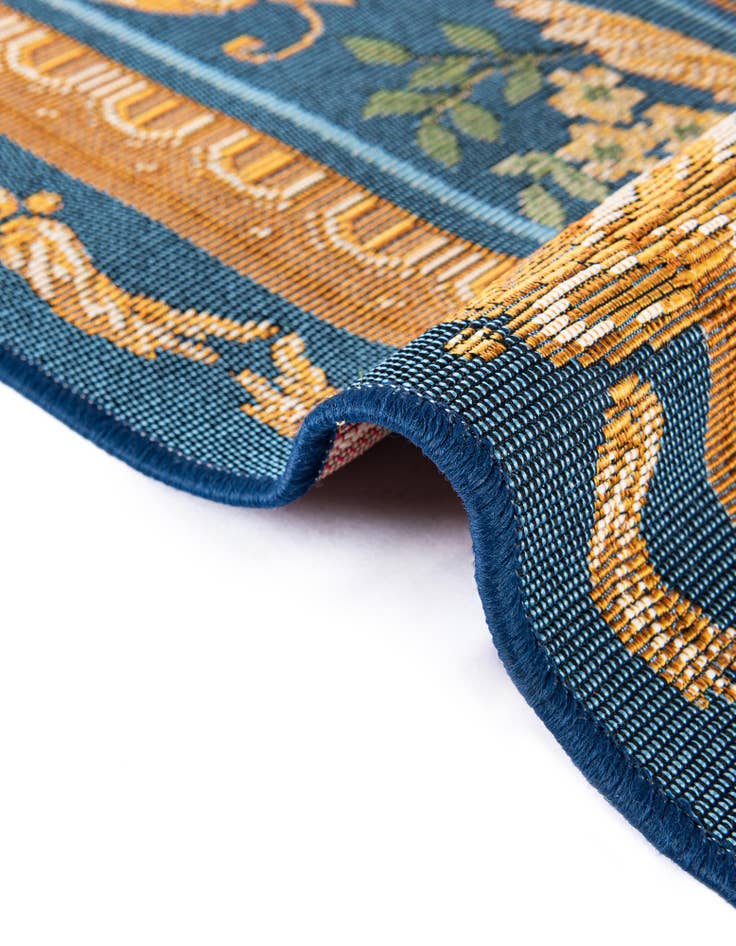 Detail image of  2' 7 x 12'  Washable Traditional Indoor / Outdoor Runner Rug