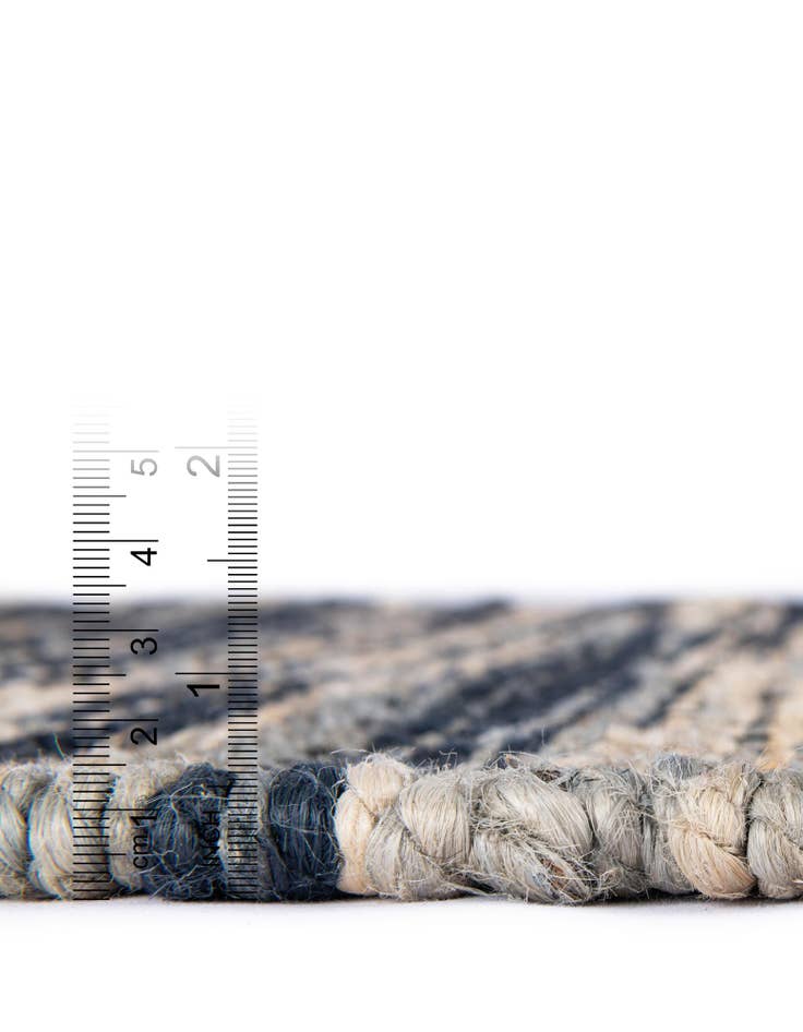 Detail image of  7' 10 x 7' 10  Hand Woven Chunky Jute Square Rug