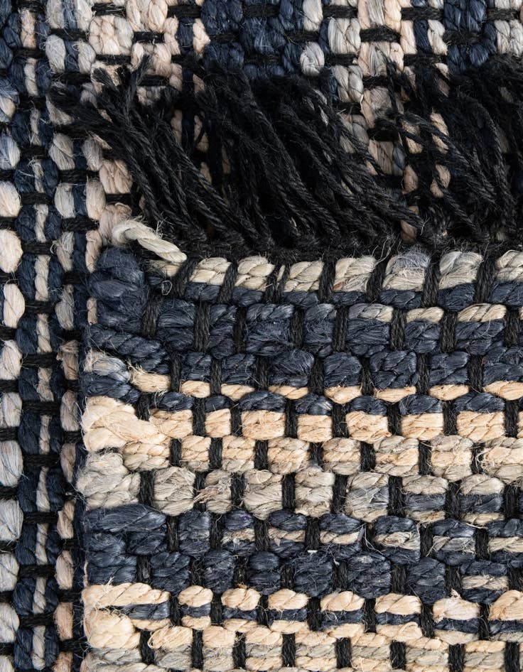 Detail image of  7' 10 x 7' 10  Hand Woven Chunky Jute Square Rug