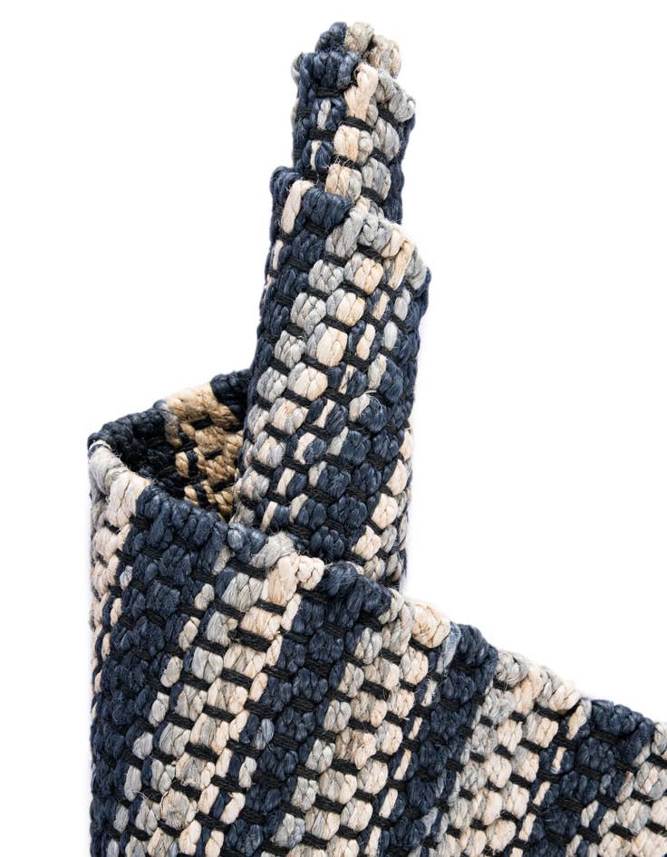 Detail image of  7' 10 x 7' 10  Hand Woven Chunky Jute Square Rug