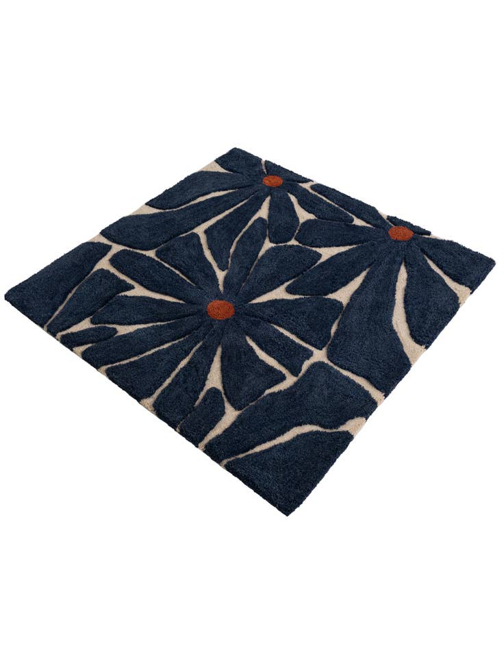 Detail image of  4' 1 x 4' 1 Handtufted Wool Square Rug