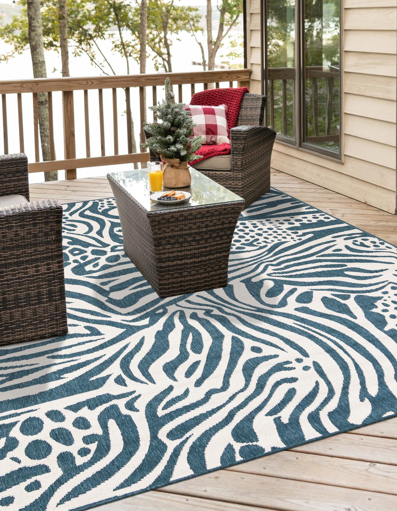 Navy Blue and Ivory 7' 10 x 7' 10 Safari Indoor / Outdoor Square Rug ...