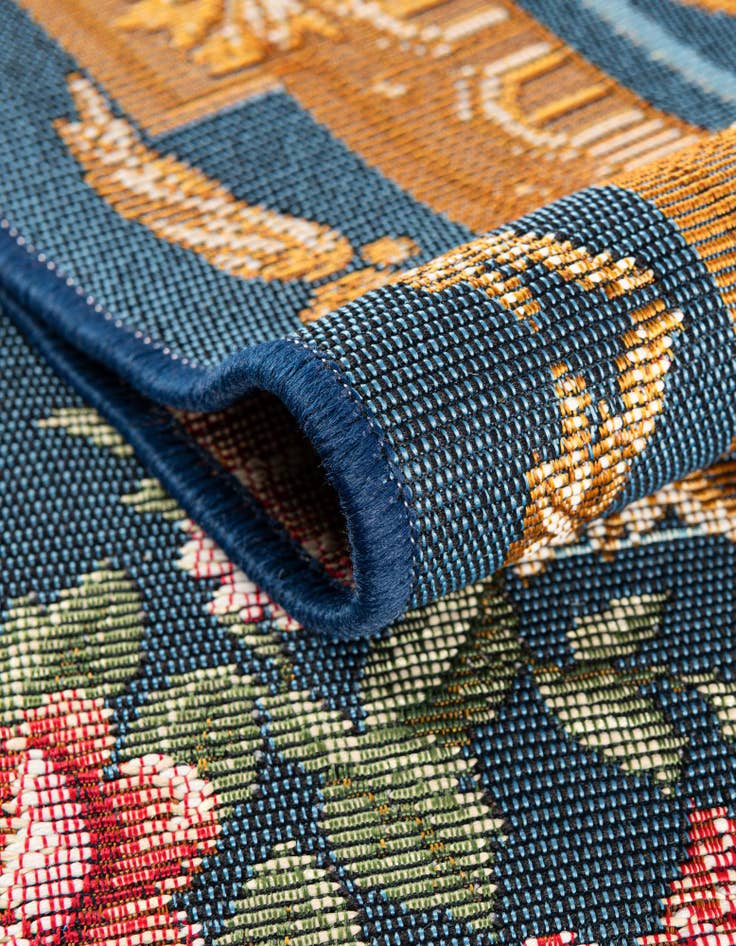 Detail image of  10' x 10'  Washable Traditional Indoor / Outdoor Square Rug