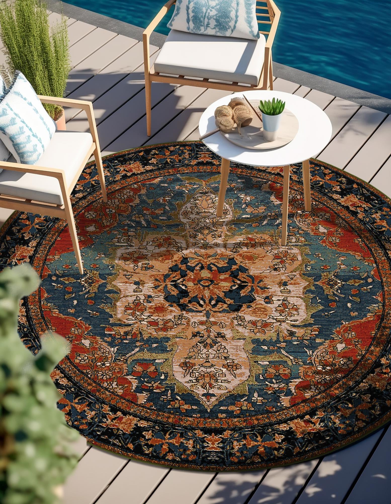 Navy Blue and Rust Red 5' x 5' Traditional Outdoor Round Rug | Rugs.com