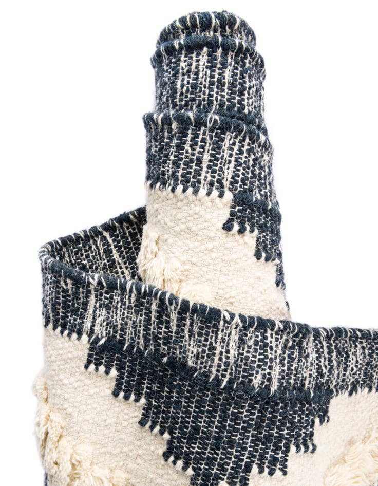 Detail image of  2' 2 x 6' 1  Hand Woven Arizona Wool Runner Rug