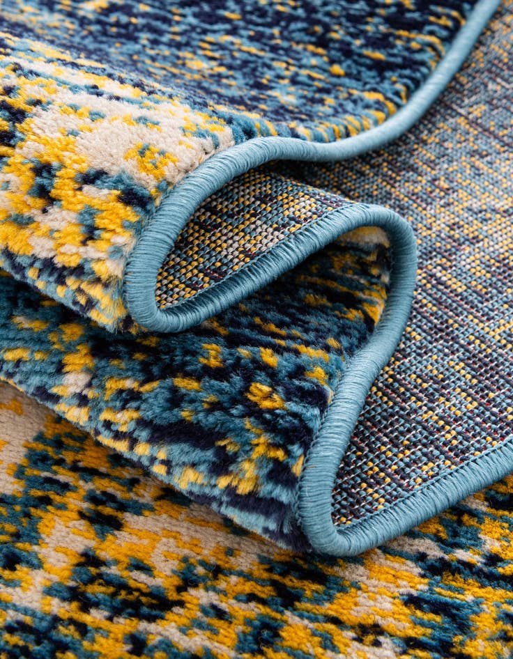 Detail image of  7' 10 x 7' 10 Laguna Square Rug