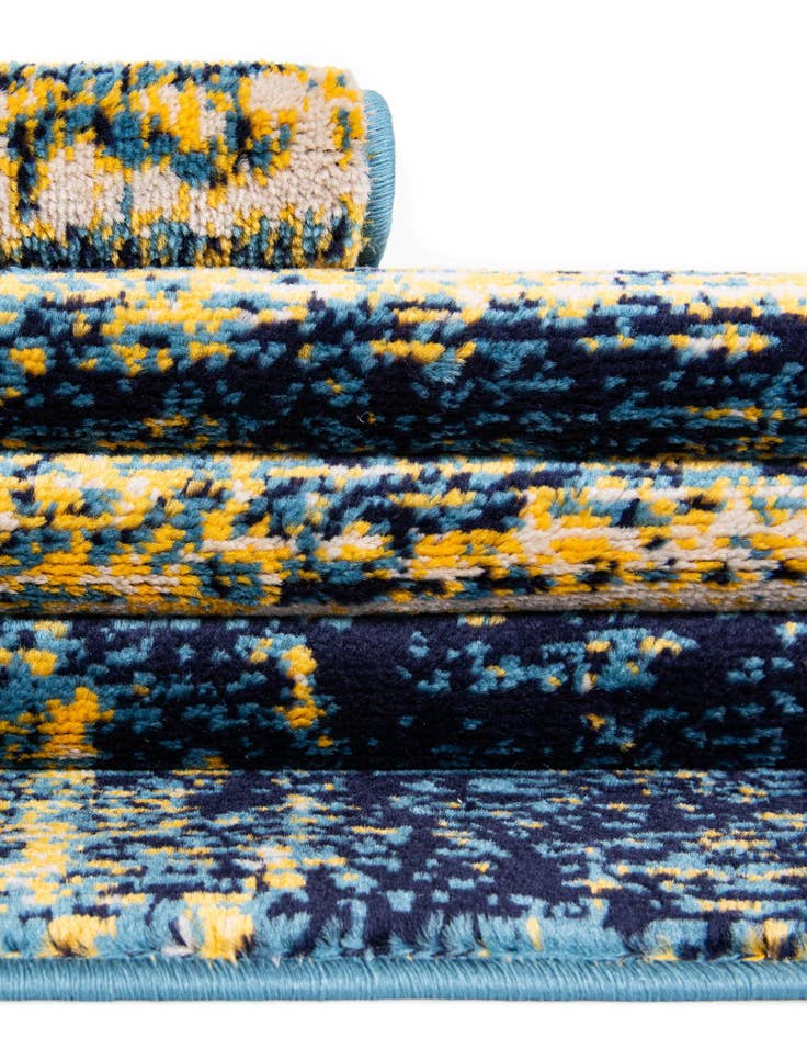 Detail image of  7' 10 x 7' 10 Laguna Square Rug