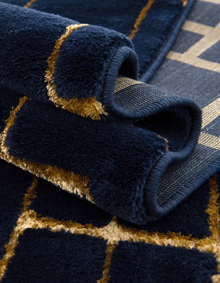 Detail image of  7' 10 x 7' 10  Marilyn Monroe™ Glam Deco Square Rug