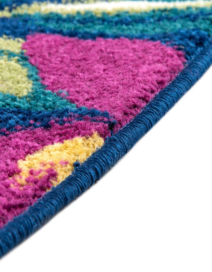 Detail image of  7' 10 x 10' Bloom Oval Rug