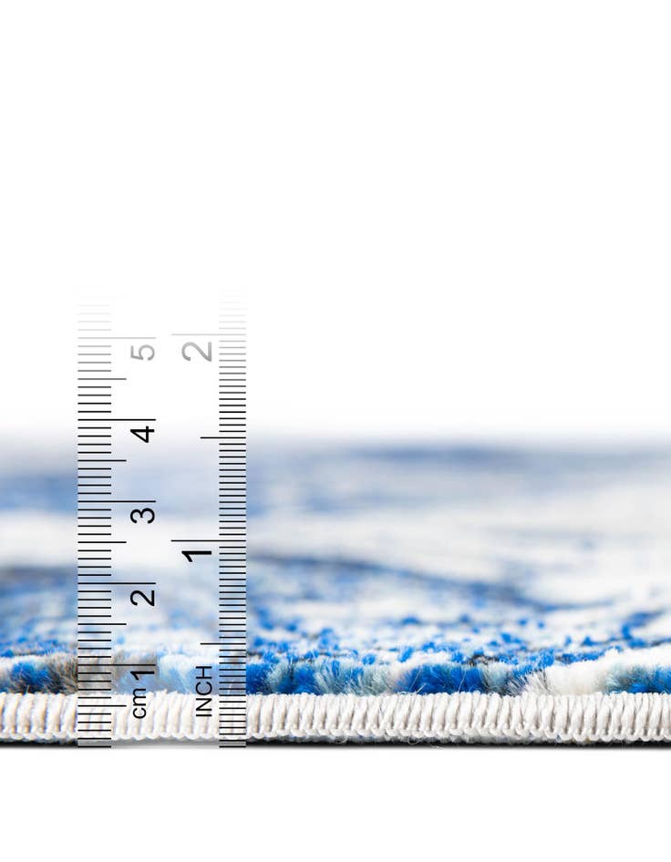 Detail image of  4' x 6' Blossom Oval Rug