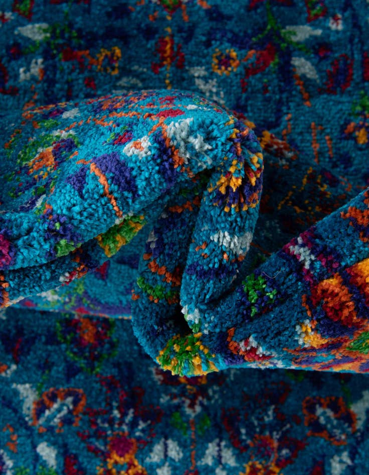 Detail image of  7' 10 x 10' Calypso Oval Rug