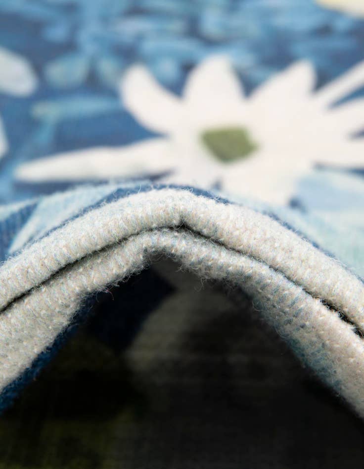 Detail image of  2' x 3' 1  Washable Jill Zarin Caribbean Indoor / Outdoor Oval Rug