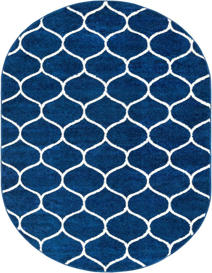 Detail image of  5' 3 x 8' Lattice Frieze Oval Rug