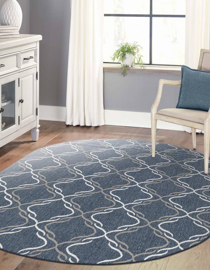 Detail image of  5' 3 x 8'  Washable Lattice Indoor / Outdoor Oval Rug
