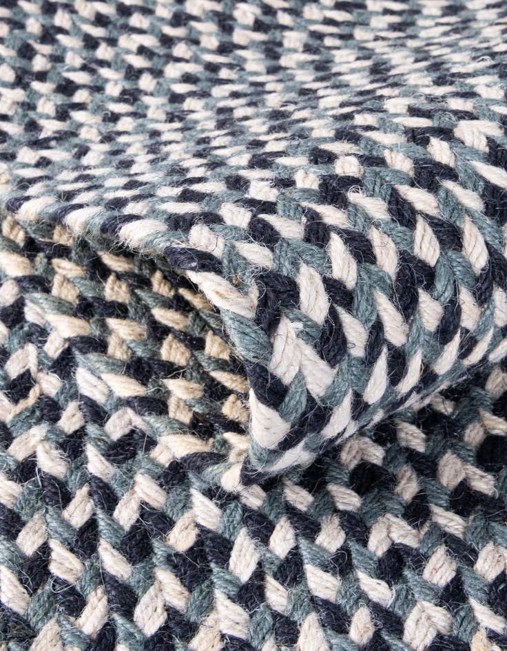 Detail image of  2' x 3' 1  Hand Tweed Braided Jute Oval Rug