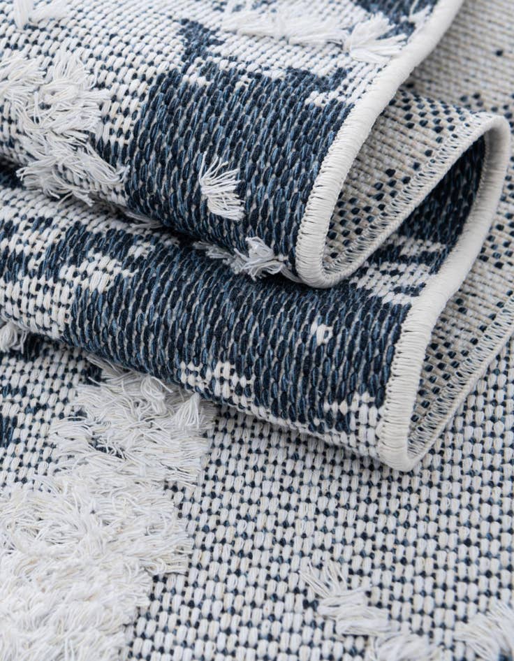 Detail image of  4' 5 x 6' Abbey Rug