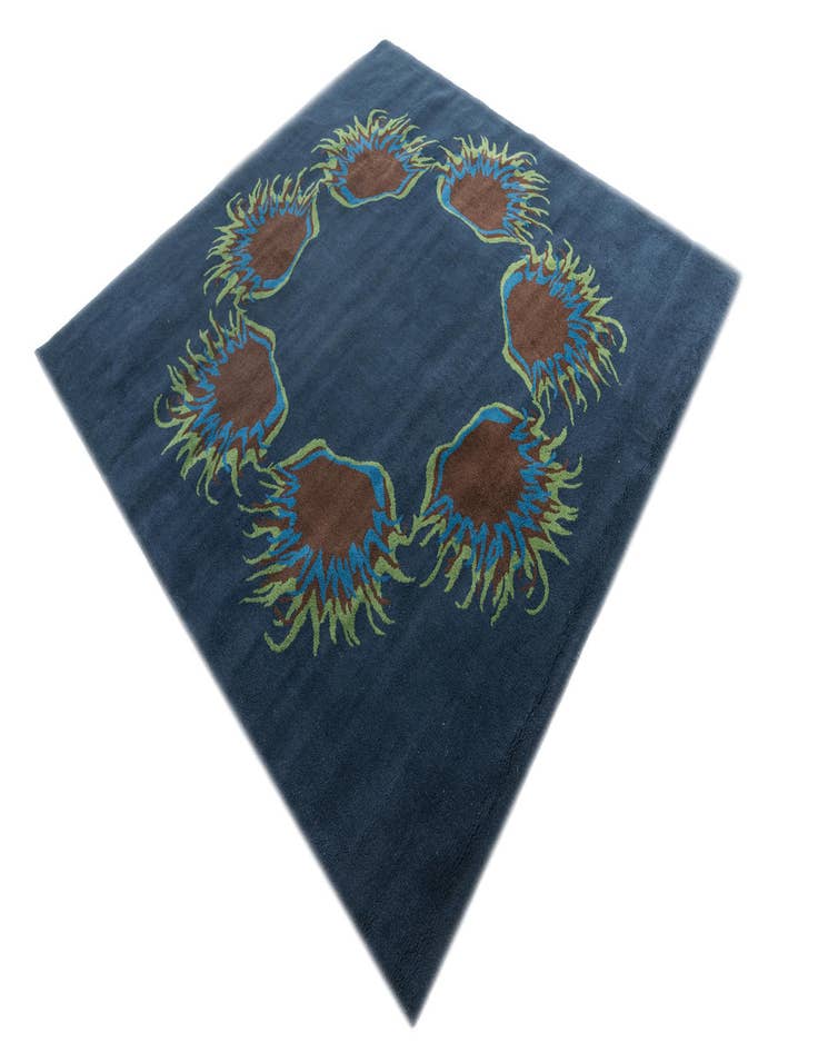 Detail image of  7' 5 x 7' 6 Agra Rug