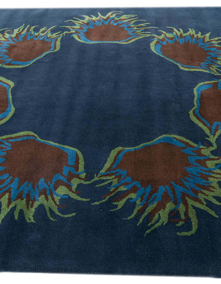 Detail image of  7' 5 x 7' 6 Agra Rug
