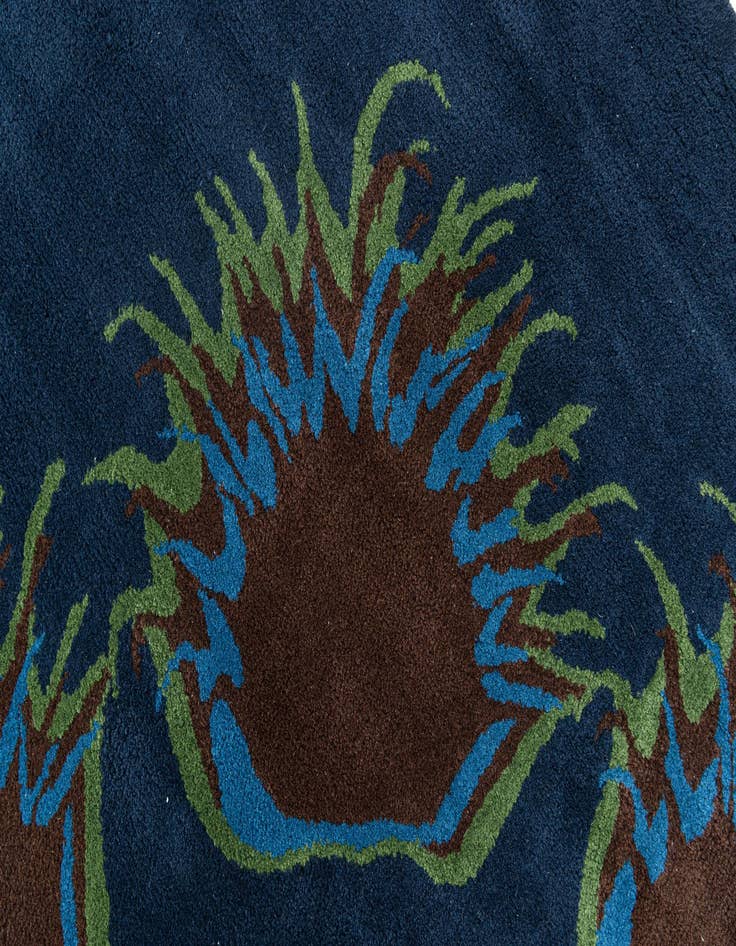 Detail image of  7' 5 x 7' 6 Agra Rug