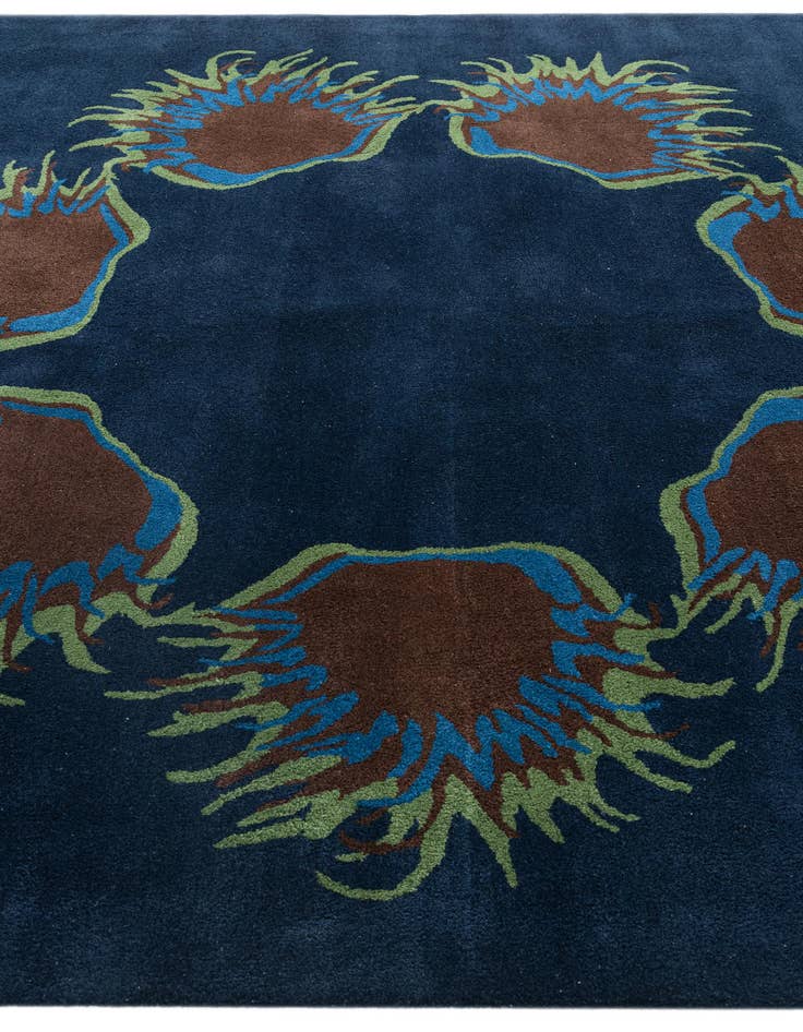 Detail image of  7' 5 x 7' 6 Agra Rug
