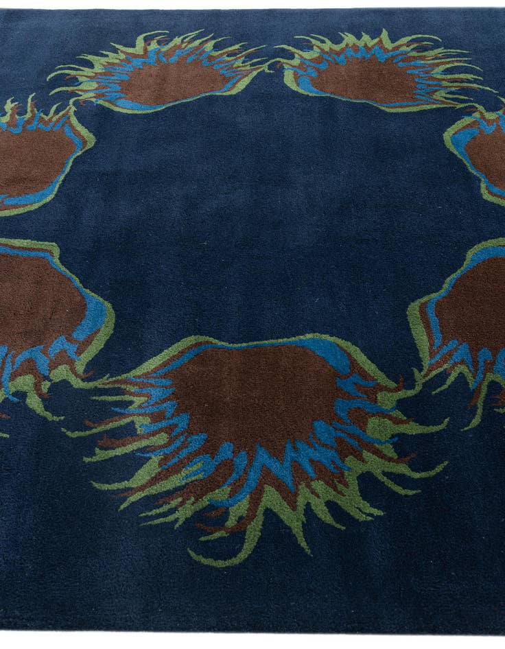 Detail image of  7' 5 x 7' 6 Agra Rug