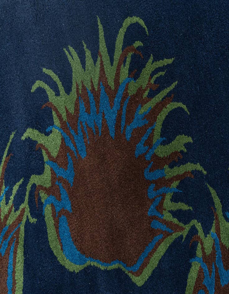 Detail image of  7' 5 x 7' 6 Agra Rug