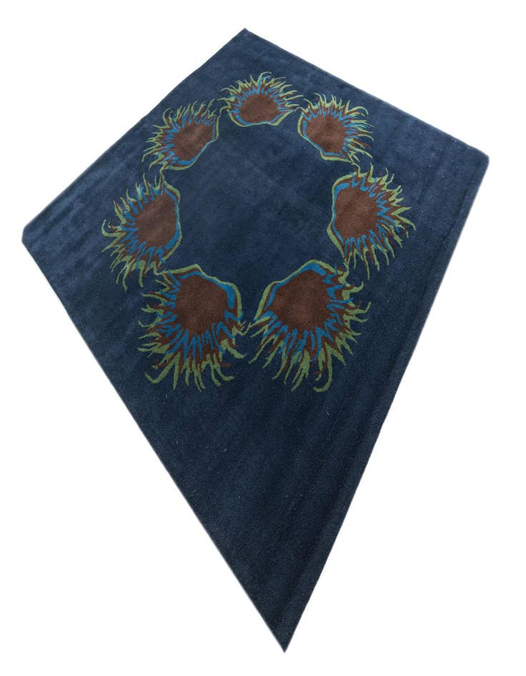 Detail image of  7' 5 x 7' 7 Agra Rug