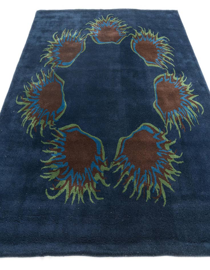 Detail image of  7' 5 x 7' 7 Agra Rug