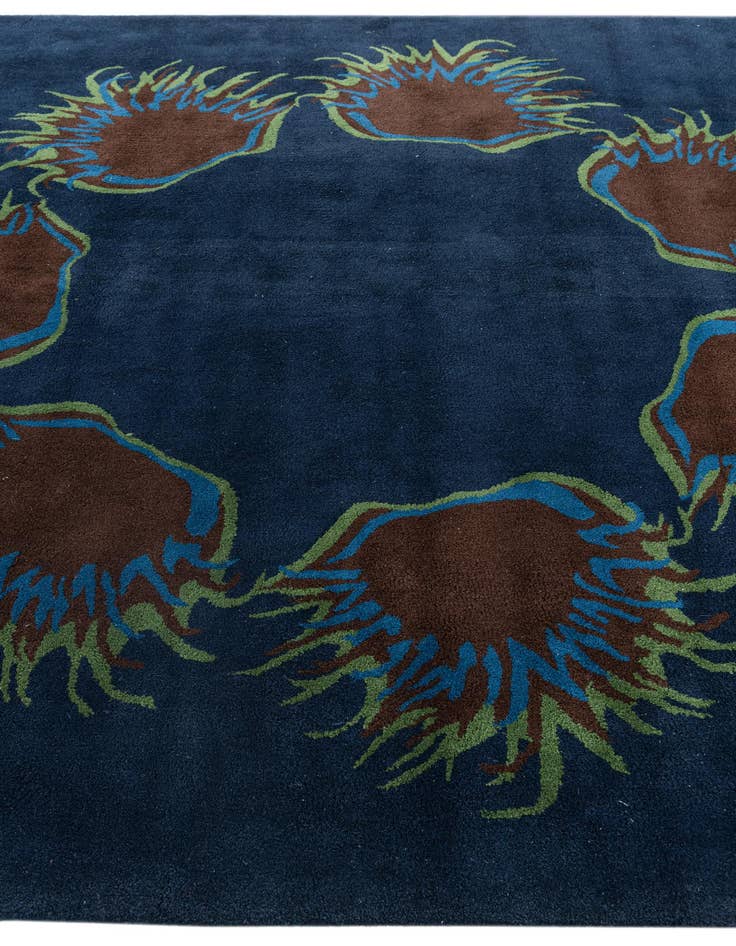 Detail image of  7' 5 x 7' 7 Agra Rug